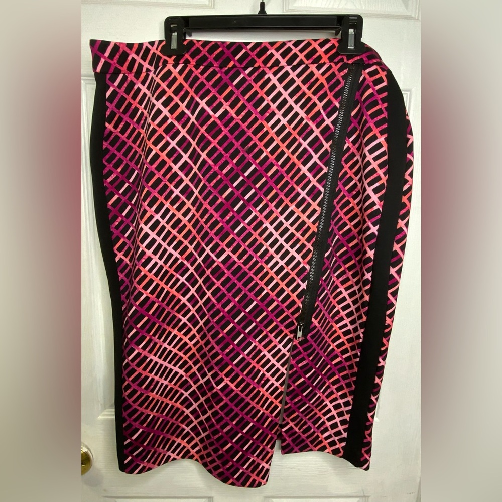 Worthington Pink and Black Geometric Dress